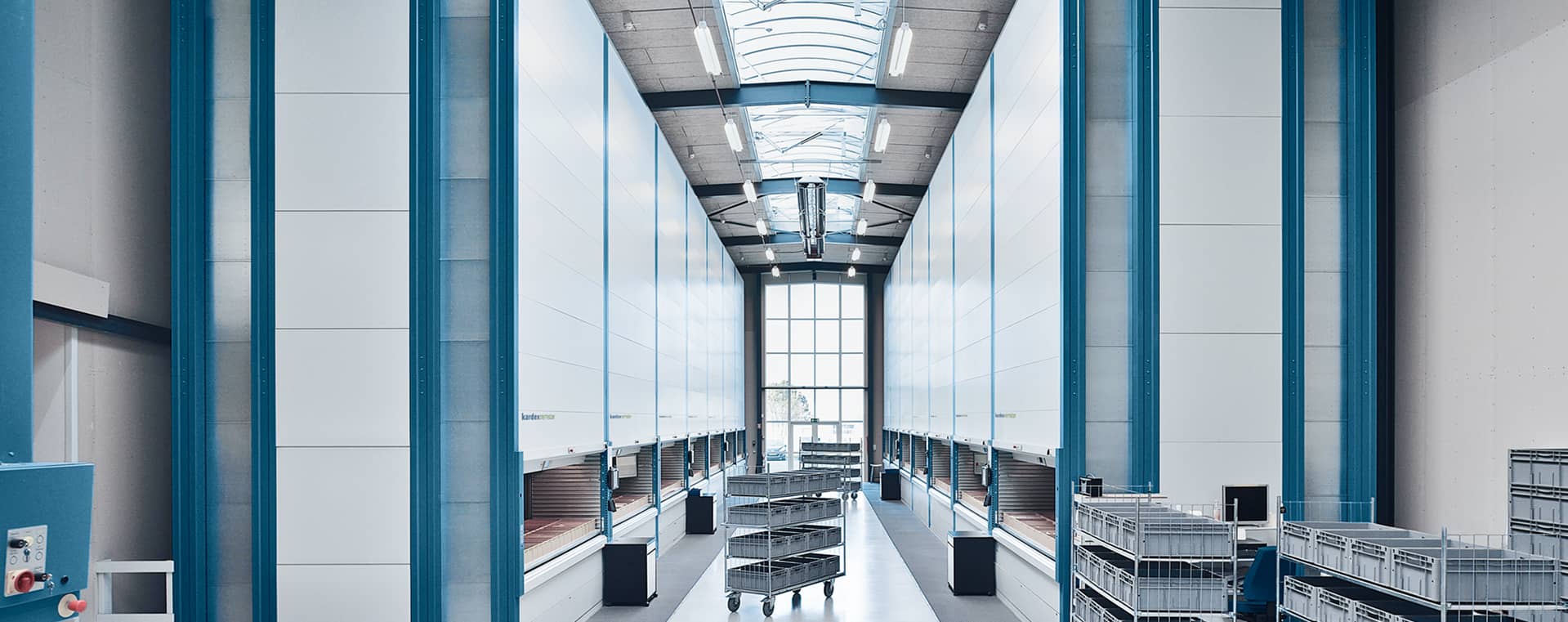 empty-warehouse-with-concrete-floor 2 (1)(1)